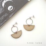 メタルリング&クリアパーツのモノトーンピアス