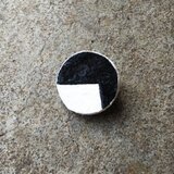 monotone badge