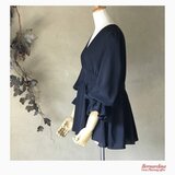 Ｖネック ふんわり 大人可愛い トップス