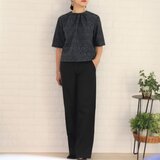 クルーネックタックトップス（5分袖）素材名：モザイクタイル（ネイビー）