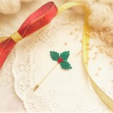 【受注制作】柊のピンブローチ❄グリーン