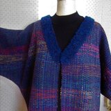 濃紺のハーフコート