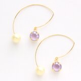 【新色】パール＆スワロフスキー　ステキな2wayピアス　ライラック×ゴールドカラー