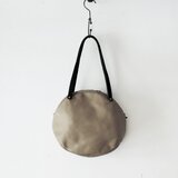 【nil】神戸 まんまる レザー ボストン バッグ 牛革 グレーxブラック nl-031 S