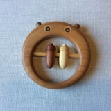 どんぐりのガラガラ