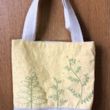 芽生えのバッグ