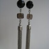ダークカラーストーン＆チェーンタッセル