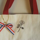 ローズスタンプの帆布バッグ（red）