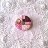 さくらもち(刺繍ブローチ)