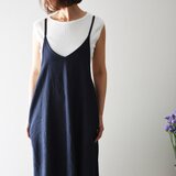 リネン　Aラインエプロンワンピース　 NAVY