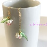 ピンク×グリーン＊アシンメトリー＊ピアス／イヤリングの画像