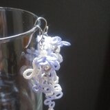 花と雨粒　ピアス/イヤリングの画像