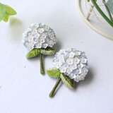＜再販＞可憐なお花が咲き乱れるオートクチュール刺繍の紫陽花ブローチ、shiraishiさんの画像
