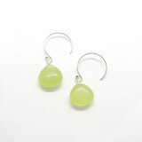 SV925 ライトグリーンジェイド ピアス
