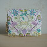 ポーチ（花柄）