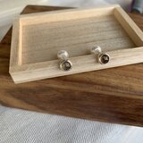 スモーキークオーツ ピアス