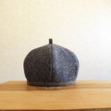 ［セール］てっぺんに輪っか、ベレー帽　ネイビーのキルティング風