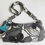 「再販」3WAYお散歩ポシェット　モノトーン