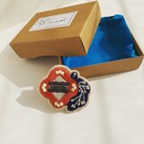北欧カラーのお花の刺繍ブローチ