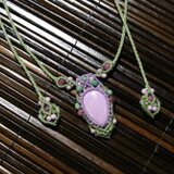 フォスフォシデライトのマルチカラーマクラメネックレス