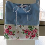 Laura Ashley ローラアシュレイ ”Bunched Roses” ＋帆布生地 ショルダーバッグ