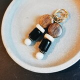 陶土×ウッドビーズのイヤリング