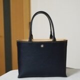 全て手縫いで仕上げた上品なトートバッグ（イタリアンレザー：ネイビー）