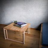 木組みで製作　テーブル　自然塗料　60cm角 ローテーブル、リビングテーブル、桧、松、ラバーウッド