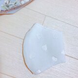 ワイヤー入り　ハート柄のマスク　白　布マスク　マスク　おしゃれマスク　大人マスク