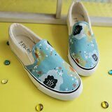 初夏の爽やか花柄デザインスニーカー"blue sky flowers"