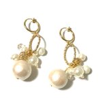 16kgf パールのデザインイヤリング