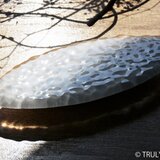 白色ガラスのアクセサリートレイ -「 KAZEの肌 」● 20cmの画像