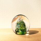 こんもりお山のペーパーウェイト　ガラス