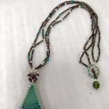 若竹色ののガラスのネックレス　