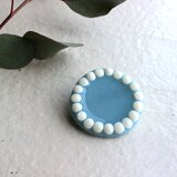 ガラスのブローチ　白玉連/ice blue