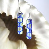 ガラスピアス　ロング　ブルーゴールドハニーコーム