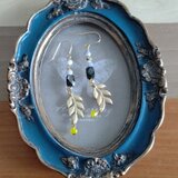 葉っぱモチーフピアス