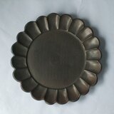 ブラック輪花プレート（6.5寸）