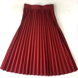 プリーツスカート