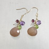 ピンクムーンストーンのブーケピアス【14KGF】