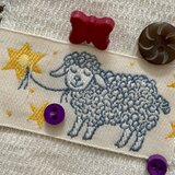France　ビンテージ刺繍リボンタグ2枚&ビンテージボタン3個の画像