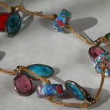 ガラスビーズのネックレス