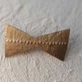 リボンブローチ