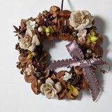 ツバキの小さなリース