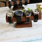 ウォールナット　の　時計スタンド　ウォッチスタンド　４つ掛けタイプ