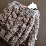 手紡ぎ糸の自然色ハンドウォーマー　アラン模様