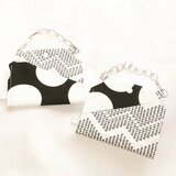 モノトーンマスクケース ドット×ソーシャルディスタンス柄 チェーン付の画像
