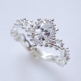 1点物キュービックジルコニアリング・ホワイトレース