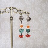 フランスボタンと天然石のピアスp-3101