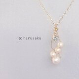 春雪の降るパールネックレスの画像